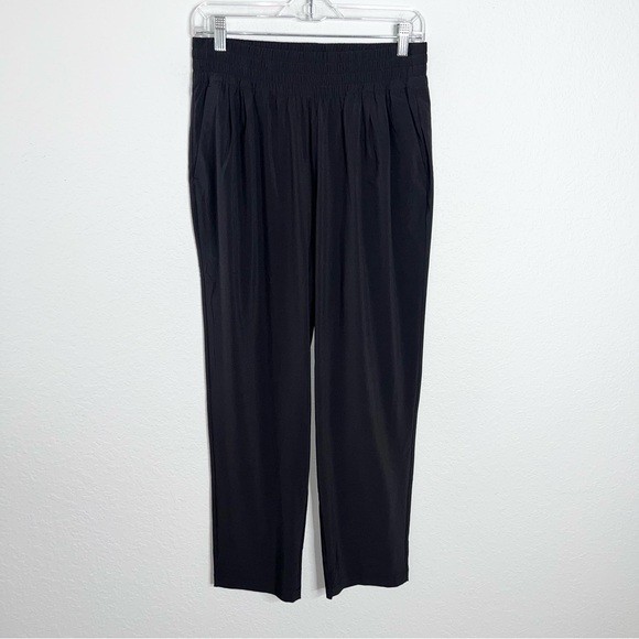 Vuori Villa Ankle Pants Women's Medium Black High Rise CC - Picture 3 of 10
